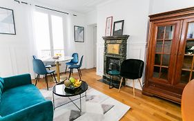St Germain - Le Bon Marche City Apartment